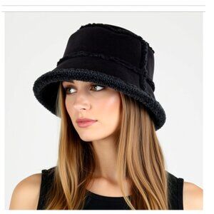 Lands End Winter hat OS